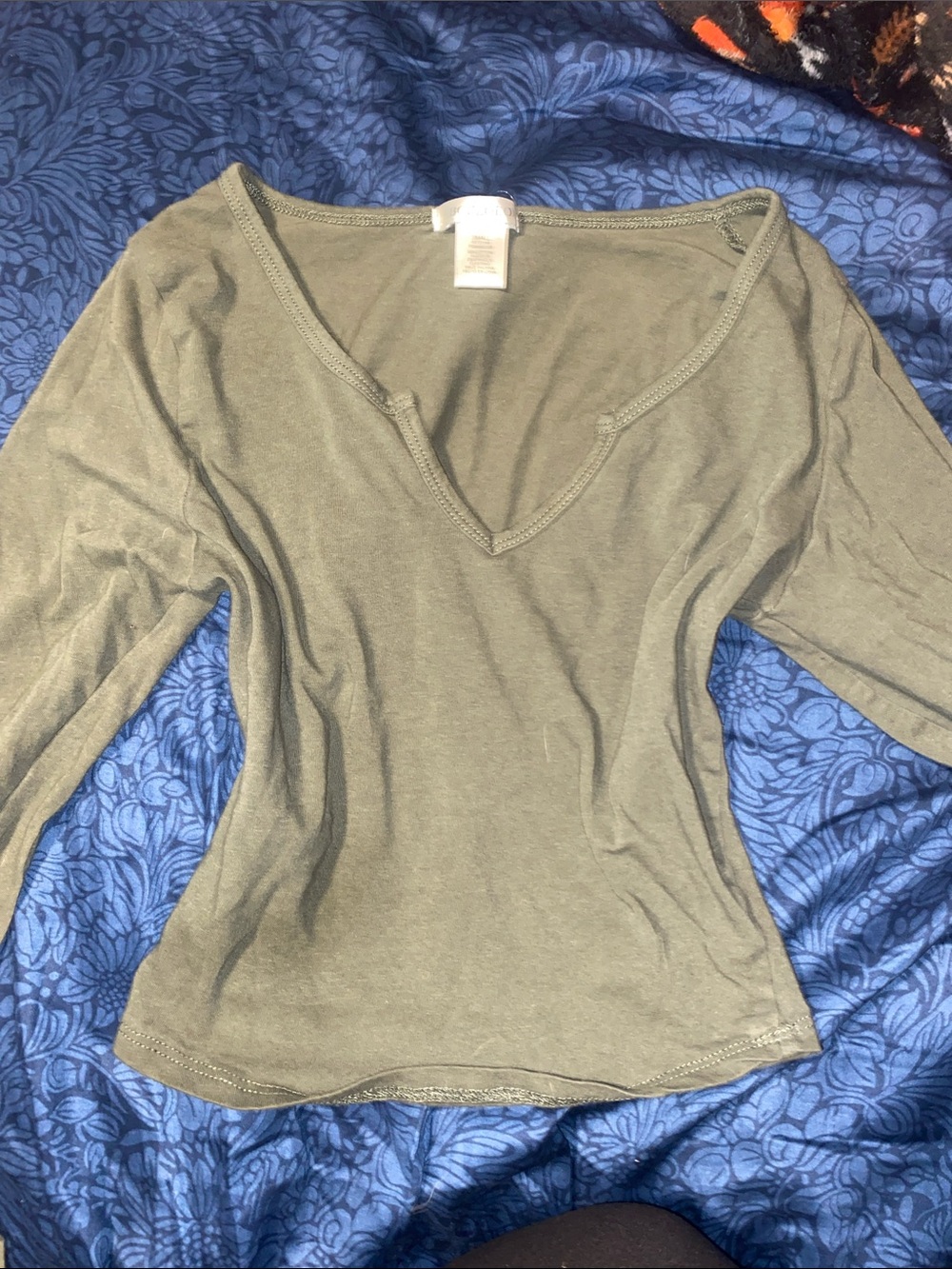 Bozzolo V-Neck Women’s Top Slim Fit
